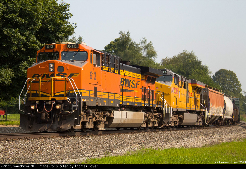 BNSF 613